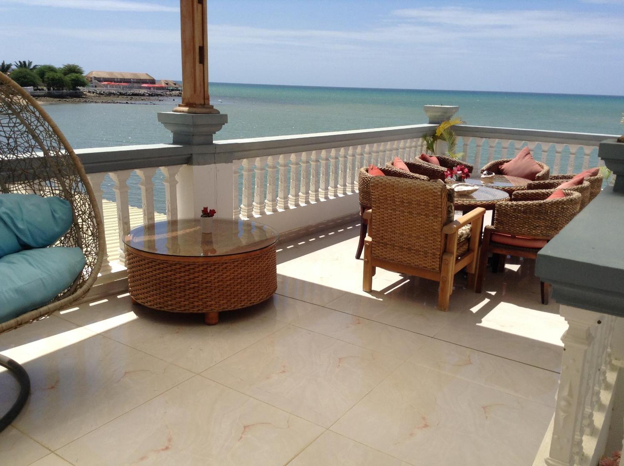 Hotel Residencial Ramire-Tour Benguela Экстерьер фото