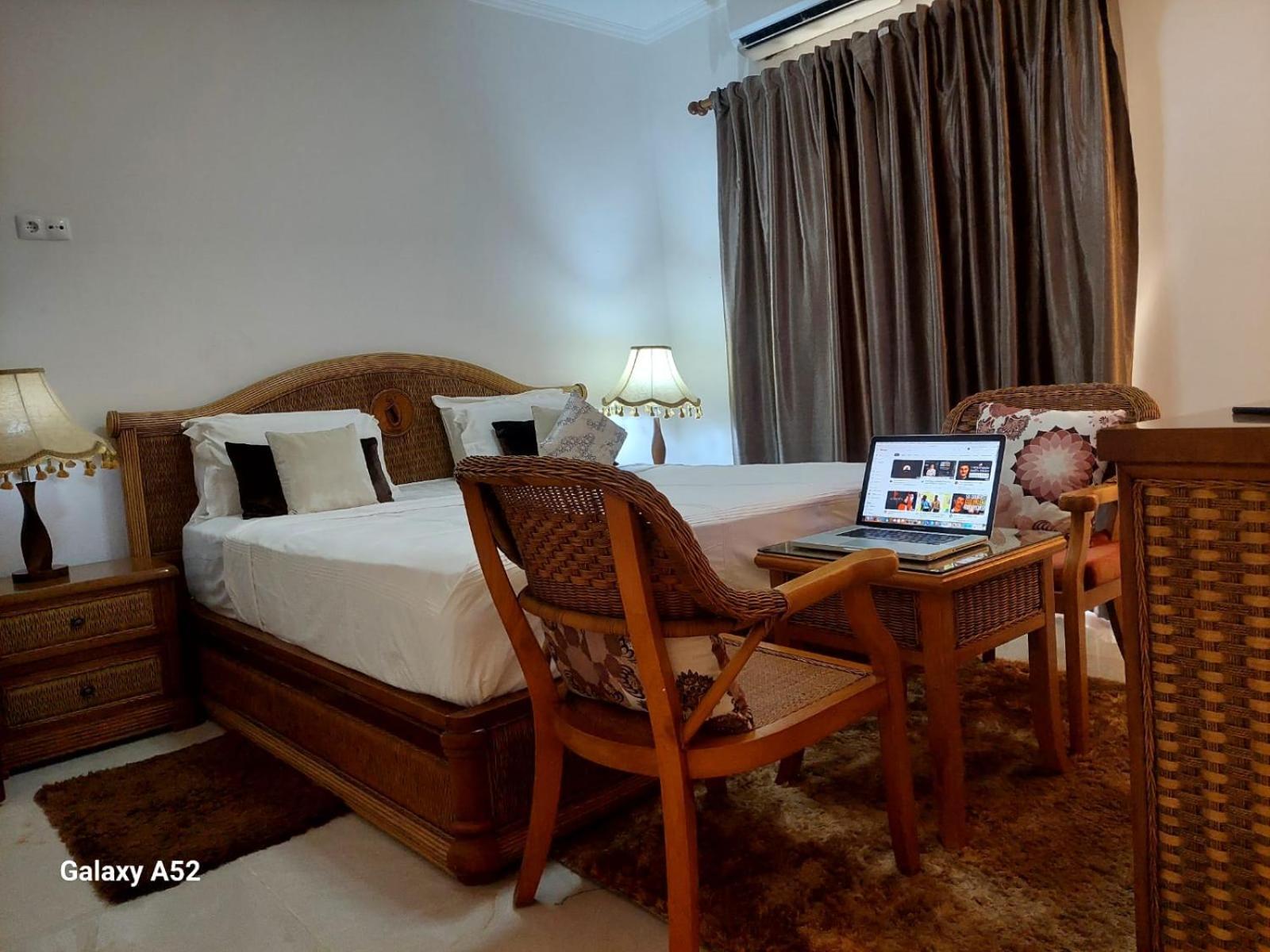 Hotel Residencial Ramire-Tour Benguela Экстерьер фото